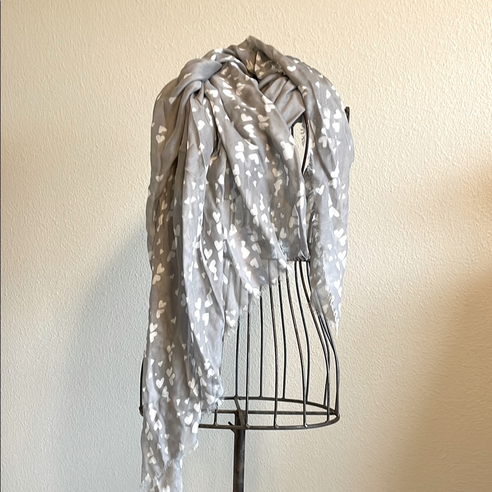 NWT Sweet Delicate Light Grey Scarf Heart Motif Eyelash Fringe Canadian Made